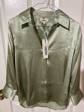 L'AGENCE Dani Silk blouse in pastel green Small